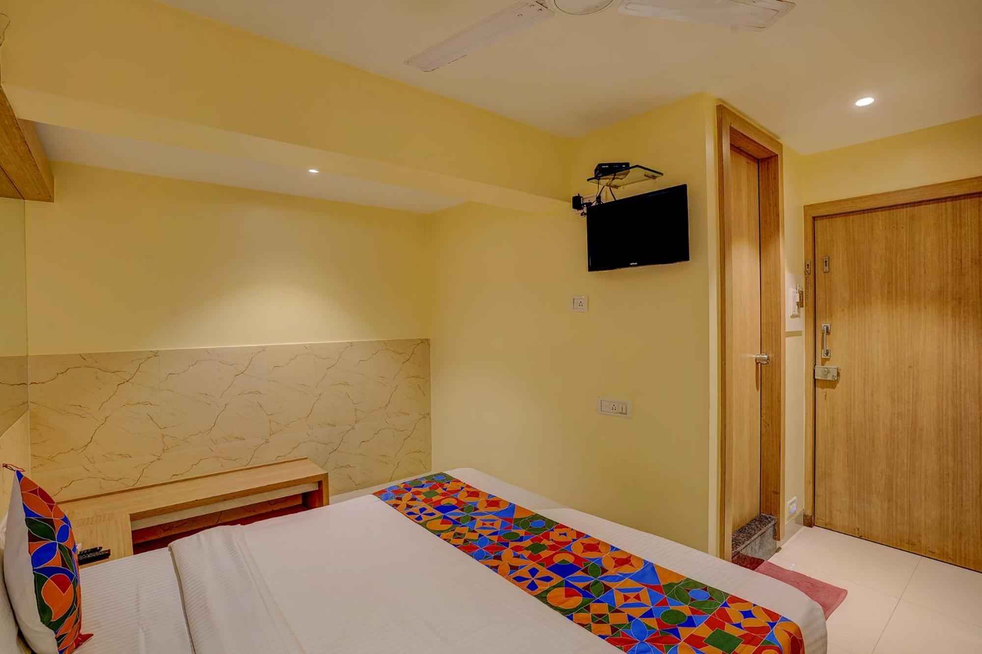 Fabhotel Starwood Residency - Behind Bmw Car Showroom Navi Mumbai Ngoại thất bức ảnh